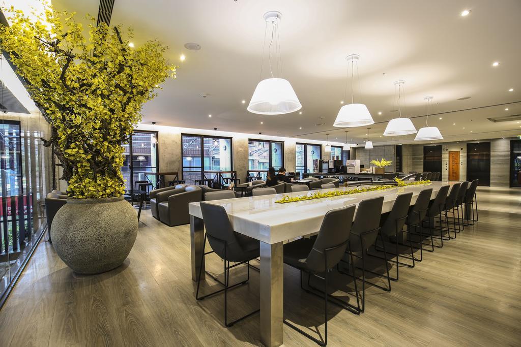 Cityinn Hotel Plus- Fuxing North Road Branch Tajpej Kültér fotó