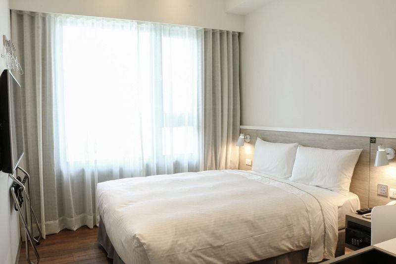 Cityinn Hotel Plus- Fuxing North Road Branch Tajpej Kültér fotó